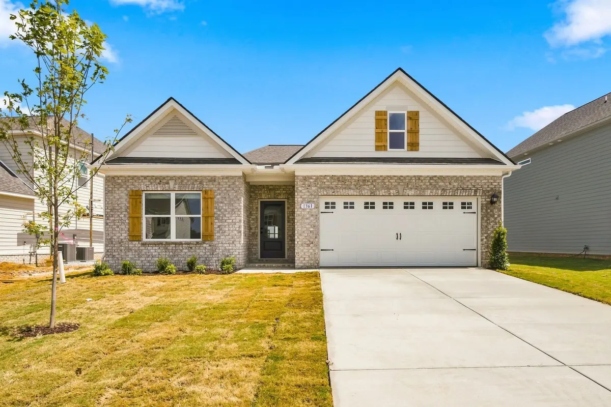 1361 English Oak Drive, Clarksville, TN 37043