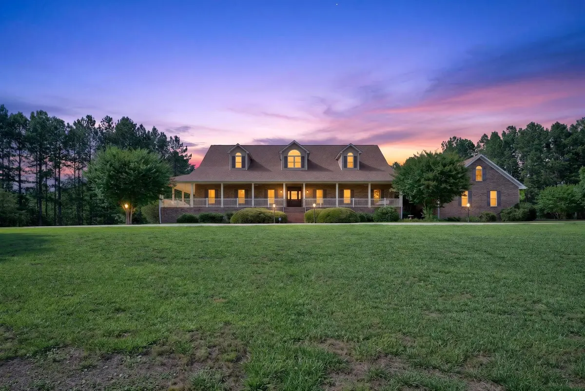 1823 Gowdeysville RD, Gaffney, SC 29340