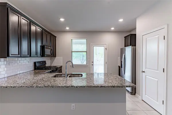 113 Mountain Valley ST, Georgetown, TX 78628