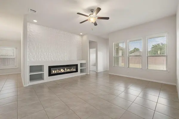 1214 Chad DR, Round Rock, TX 78665