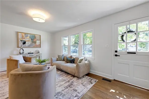 5408 W 72nd ST, Prairie Village, KS 66208