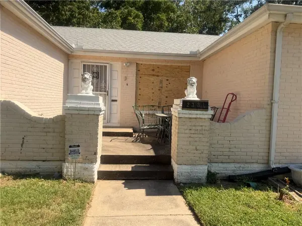 2331 Cleveland AVE, Kansas City, MO 64127