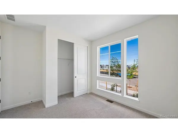 2112 S Irvington, Aurora, CO 80018