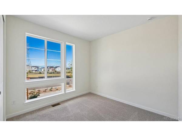 2112 S Irvington, Aurora, CO 80018