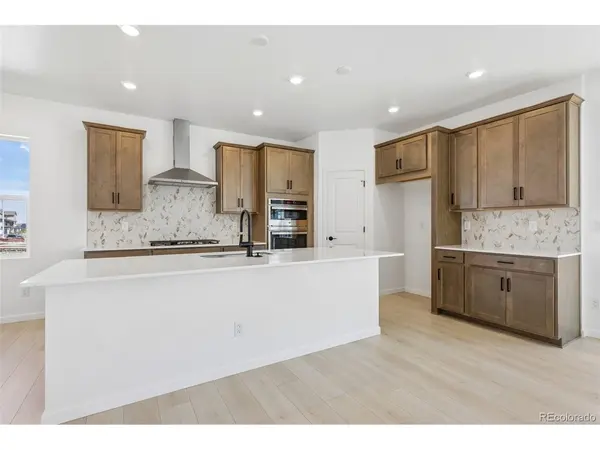 8732 Whiteclover, Littleton, CO 80125