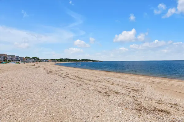 330 Bayville AVE, Bayville, NY 11709