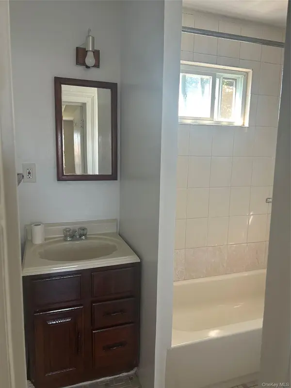 155 Dartmouth ST #2, Hempstead, NY 11550