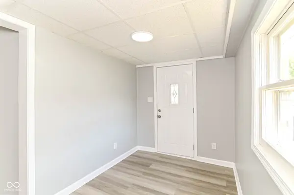 119 E School ST, Anderson, IN 46012