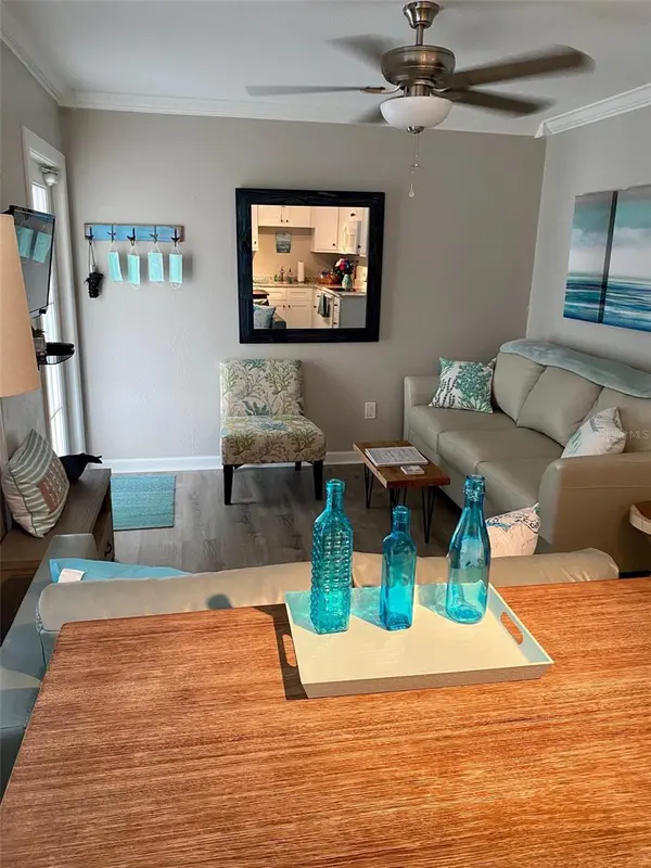 1603 GULF DR N #27, Bradenton Beach, FL 34217