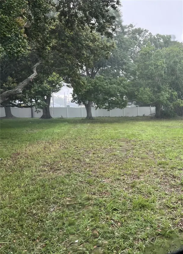 635 N POMPANO AVE, Sarasota, FL 34237