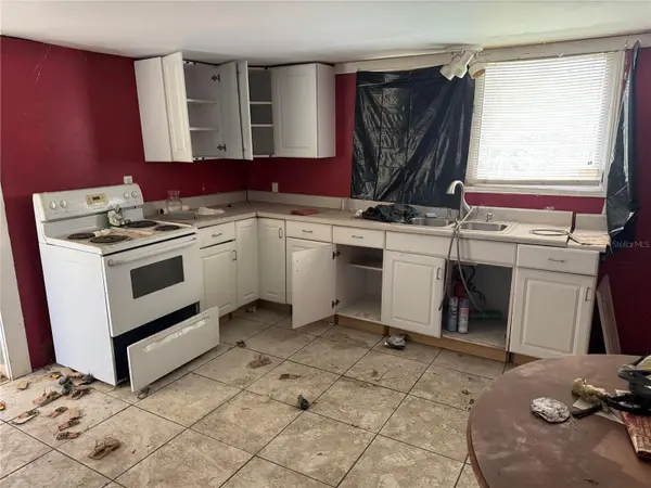 225 S HILLSBOROUGH AVE, Arcadia, FL 34266