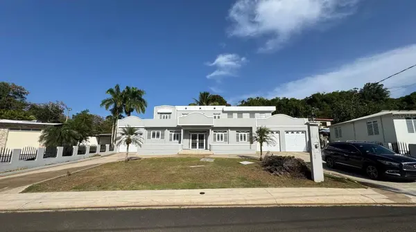 24 Calle Arcangel ARCANGEL, Arecibo, PR 00612