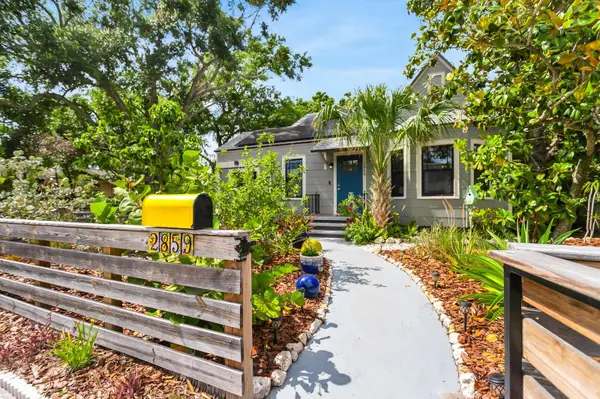 2859 DARTMOUTH AVE N, St Petersburg, FL 33713
