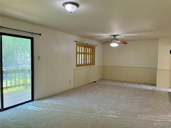 100 Conway Cove DR, Chesterfield, MO 63017