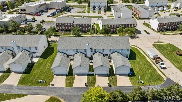 947 Rolling Thunder DR, O'fallon, MO 63368