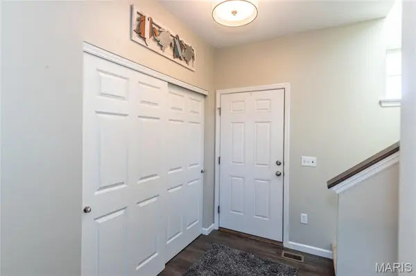 21 Meadow Vista CT, St Peters, MO 63376