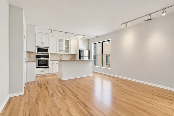 1640 W DIVERSEY AVE #6, Chicago, IL 60614