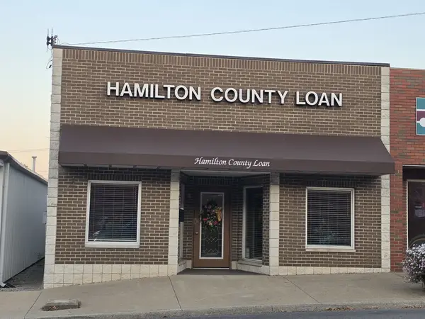 204 S Washington ST, Mcleansboro, IL 62859