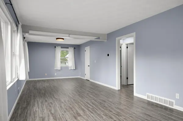 7163 Corliss WAY, Inver Grove Heights, MN 55076