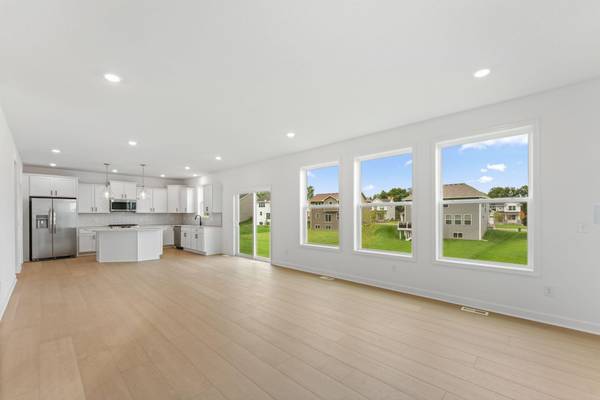 7540 Lower 42nd ST N, Oakdale, MN 55128