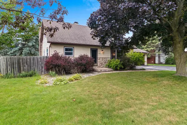 1412 LINDA AVE,  Menasha,  WI 54952