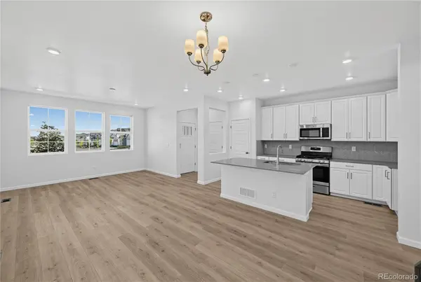 23732 E 33rd PL, Aurora, CO 80019