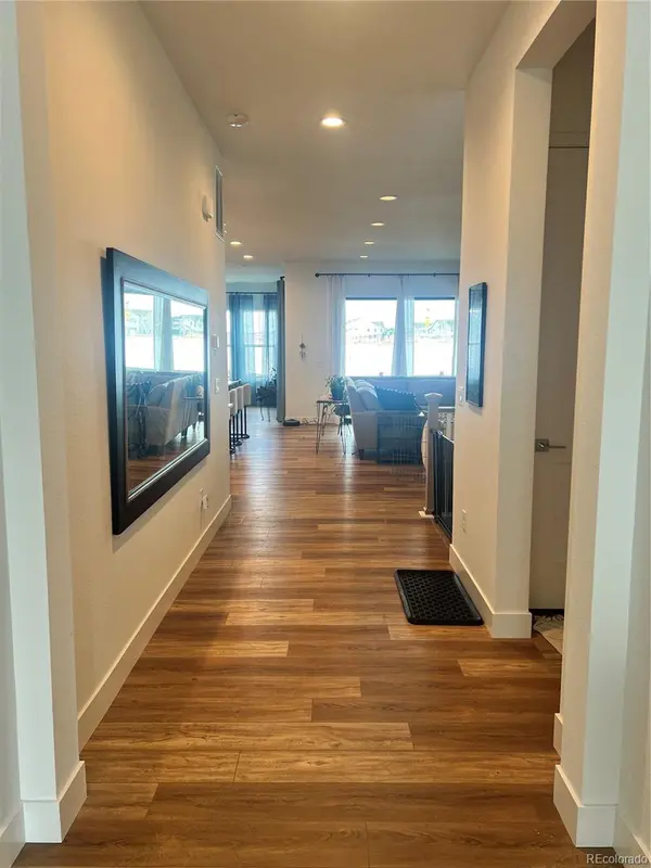 9438 Lake Breeze DR, Littleton, CO 80125