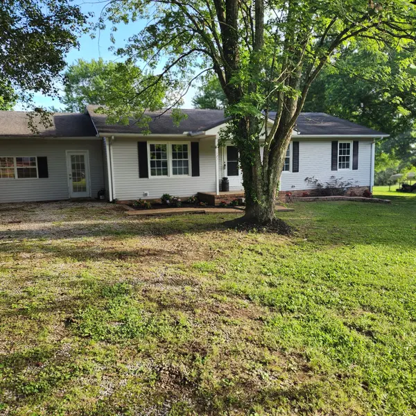 127 Michael Cir, Lawrenceburg, TN 38464