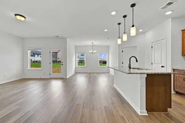 1361 English Oak Drive, Clarksville, TN 37043