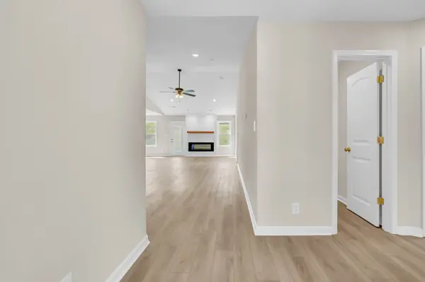 1158 Tybee Dr, Clarksville, TN 37042