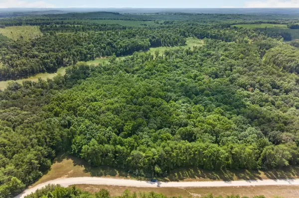 14 Camp Creek Cir, Spencer, TN 38585