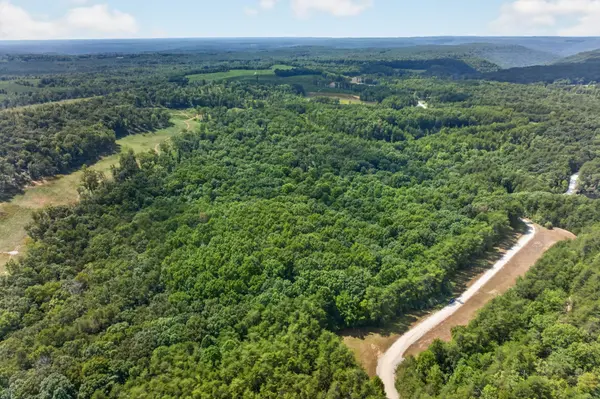 15 Camp Creek Rd, Spencer, TN 38585