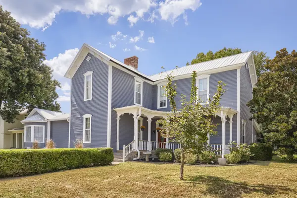 1000 S High St, Columbia, TN 38401