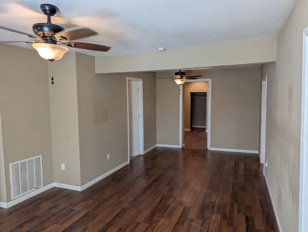 1001 E Chestnut ST, Bolivar, MO 65613