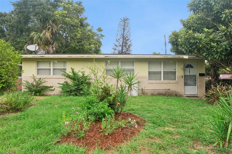 1101 LEWIS DR, Daytona Beach, FL 32117
