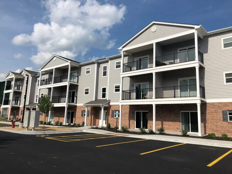 855 E Main ST #3B, East Dundee, IL 60118