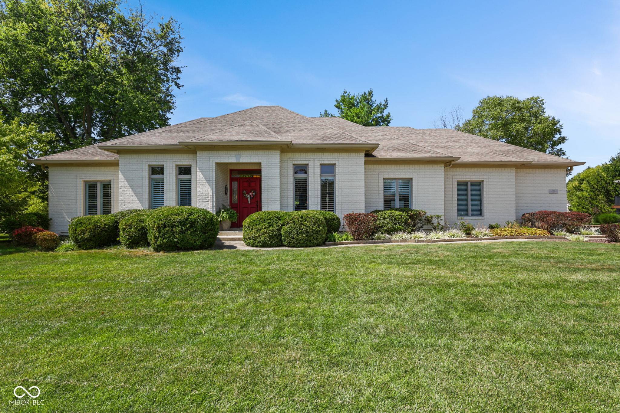 2668 Forest Hills BLVD, Greenwood, IN 46143