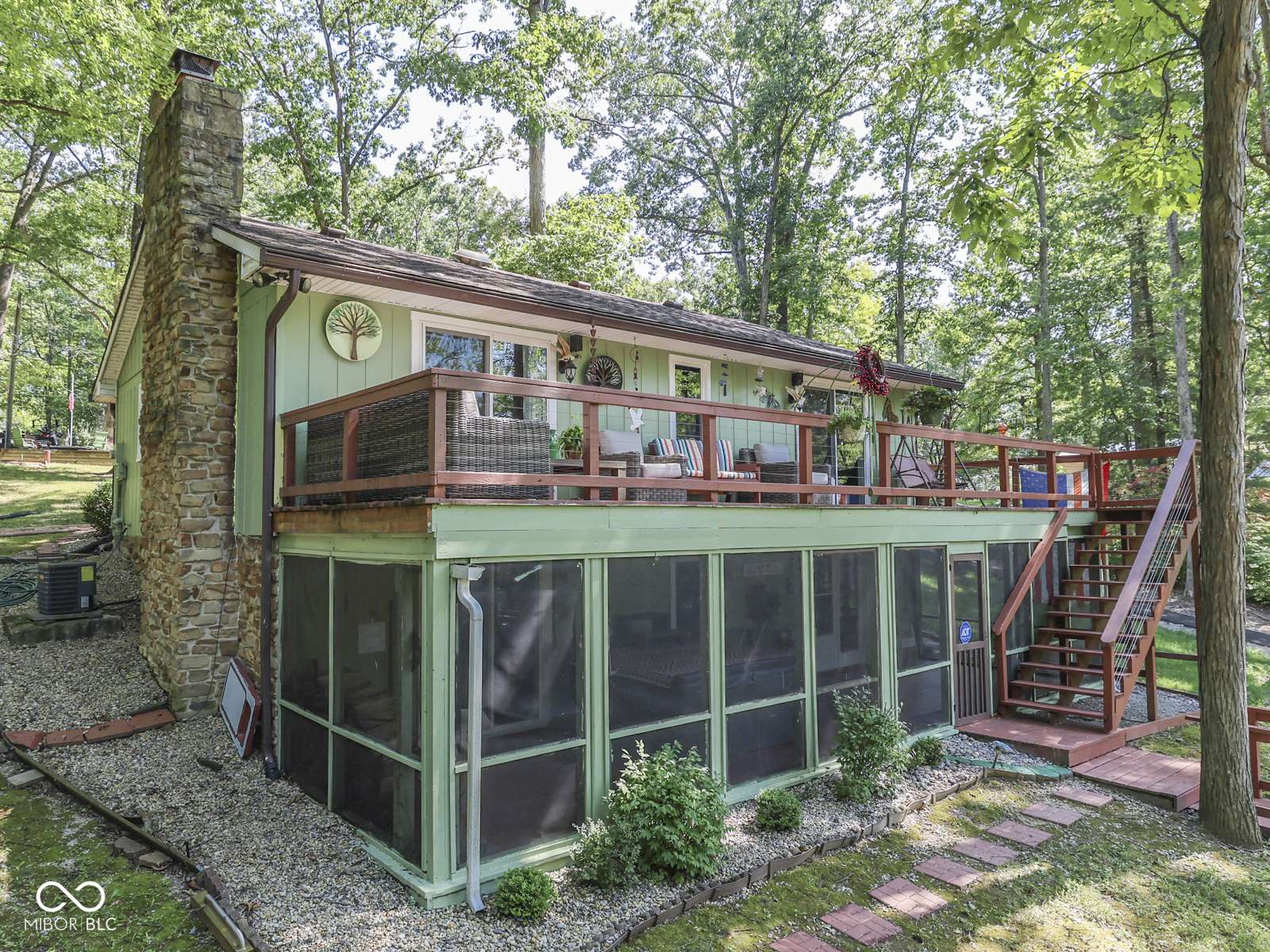 6678 Groundhog DR, Nineveh, IN 46164