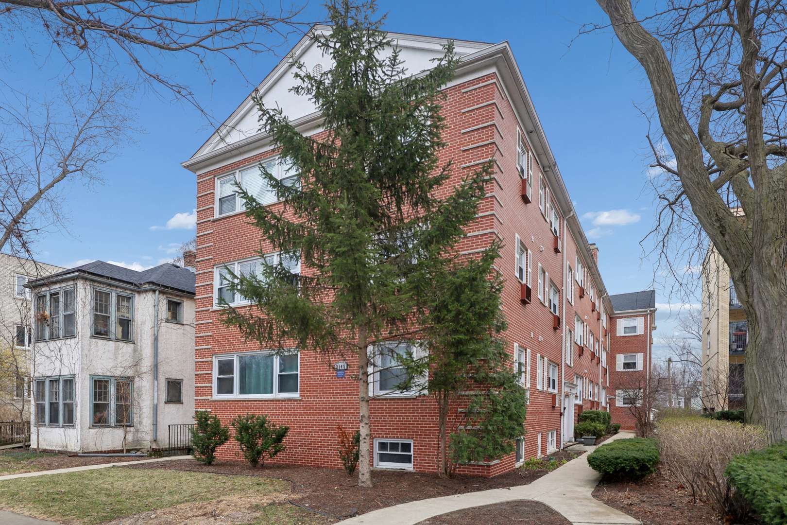 2147 Ridge AVE #2D, Evanston, IL 60201