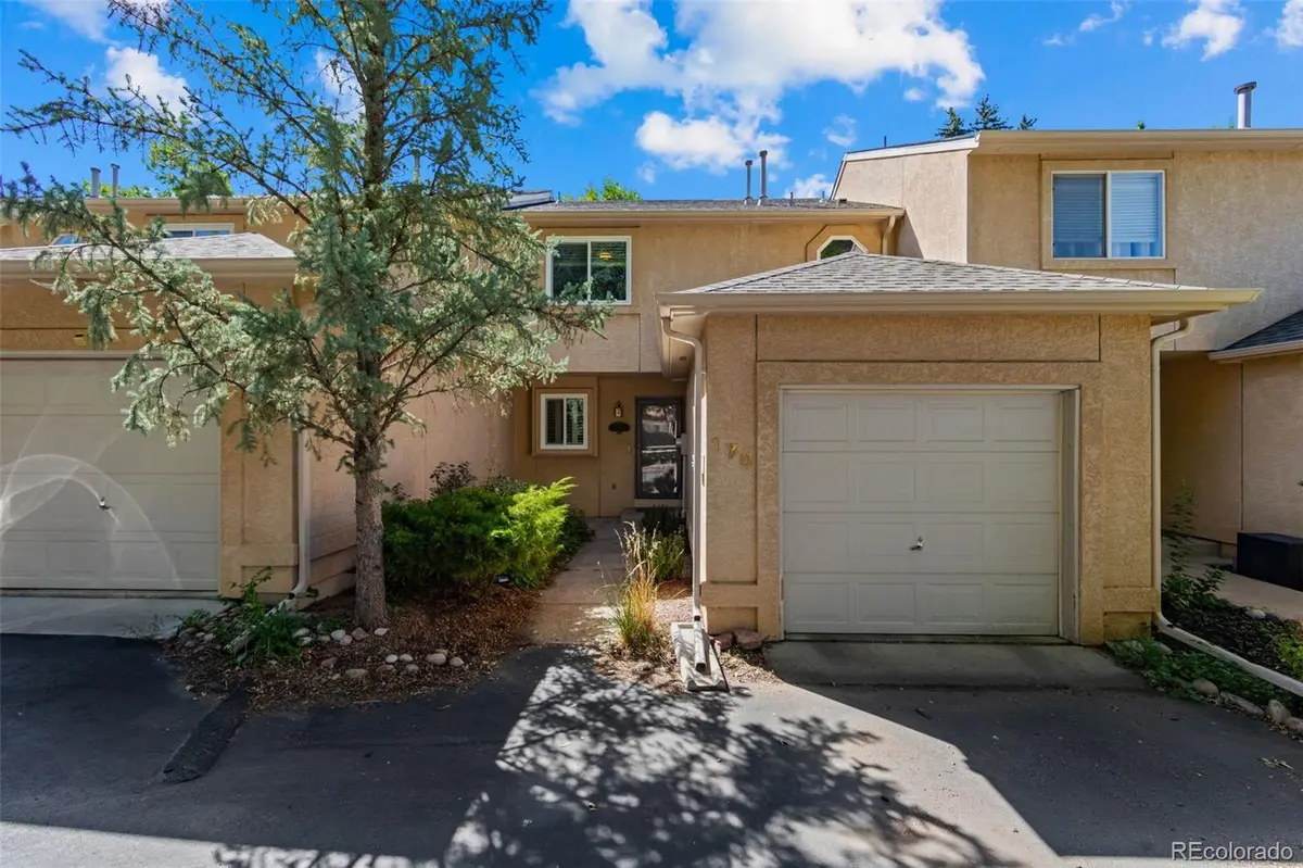 170 Creekside LN, Colorado Springs, CO 80906