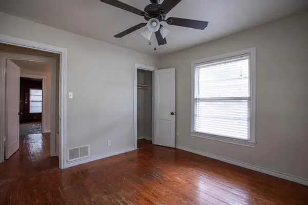 304 Roberts Avenue, Terrell, TX 75160