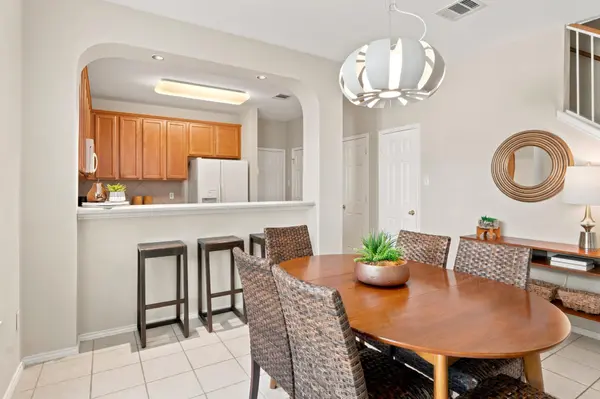 1900 Scofield Ridge PKWY #202, Austin, TX 78727