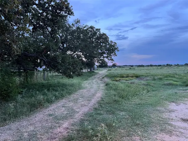 7188 Goehring RD, Ledbetter, TX 78946