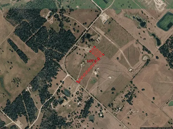 7194 Goehring Rd RD, Ledbetter, TX 78946