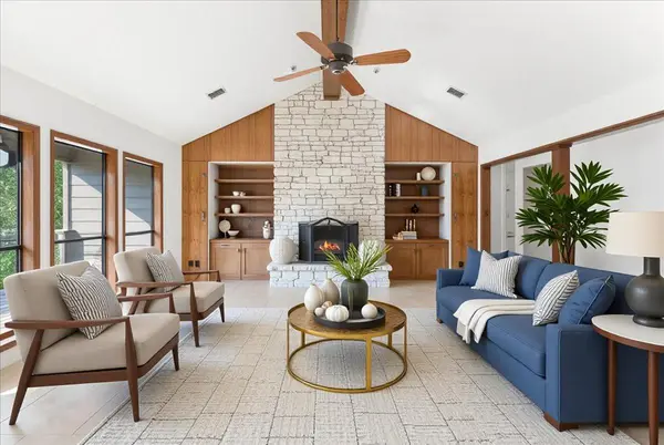 21 Shady Grove LN, Wimberley, TX 78676