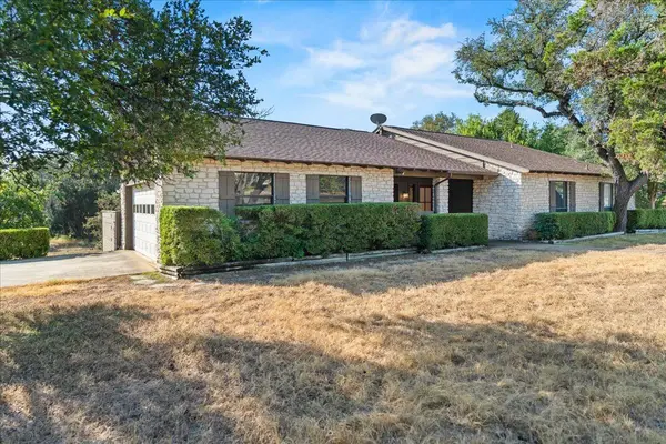 21 Shady Grove LN, Wimberley, TX 78676