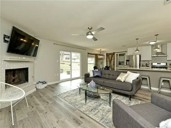 1601 Elmira RD, Austin, TX 78721