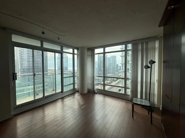 381 Front ST W #3011, Toronto C01, ON M5V 3R8