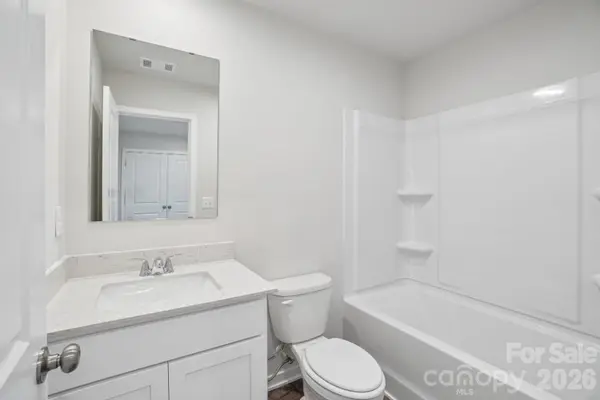 3050 Oaksmere DR, Spartanburg, SC 29307