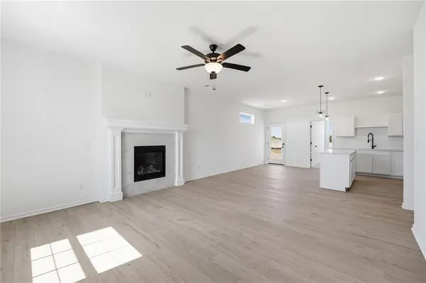 3024 NW 96th TER, Kansas City, MO 64154